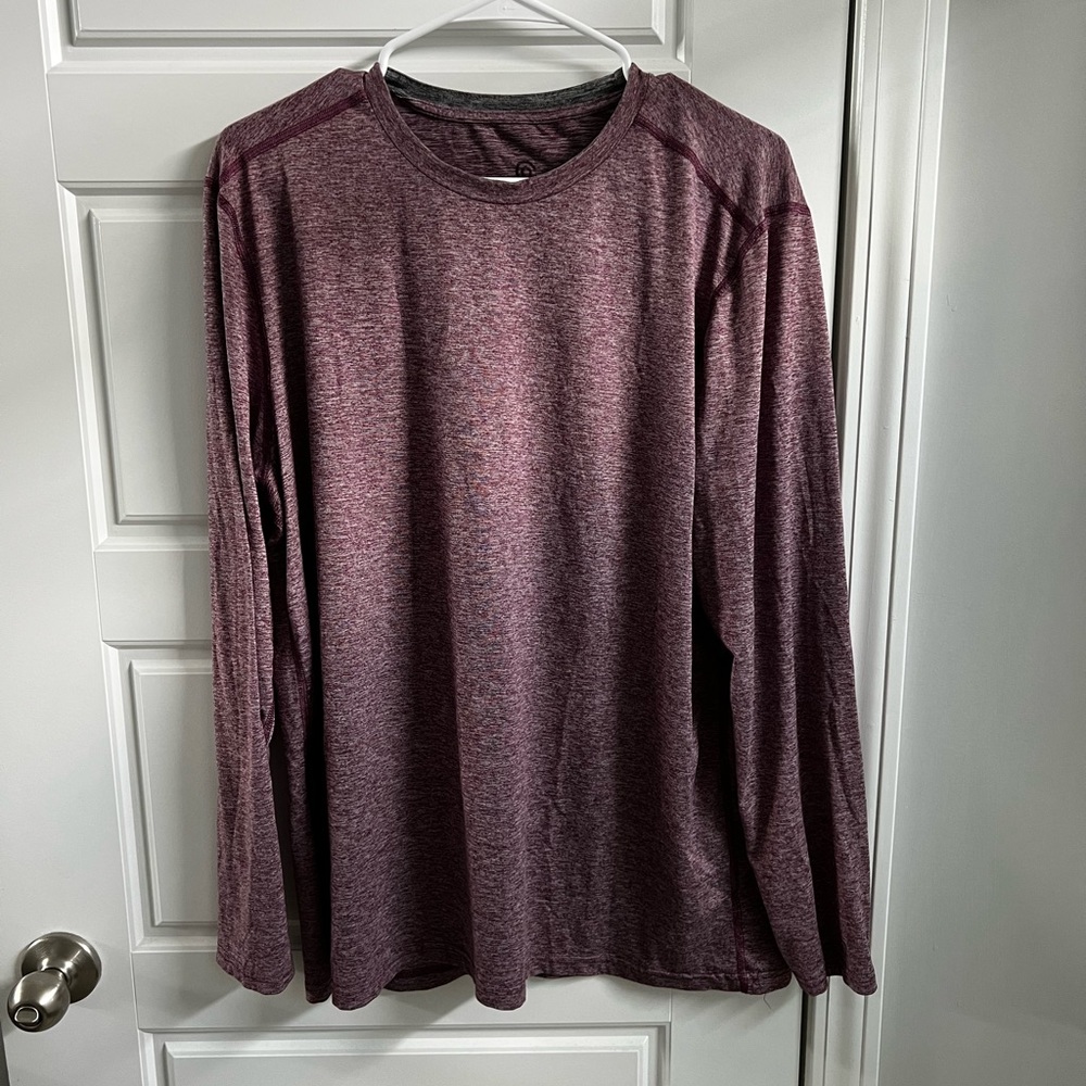 Men’s champion shirt